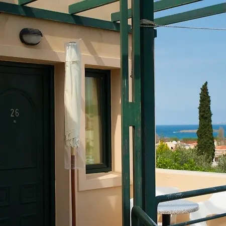 Ξενοδοχείο με διαμερίσματα Rainbow Agioi Apostoli (Crete)